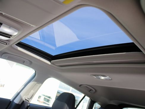 Used 2025 Subaru Impreza 2.0i Sport image 22