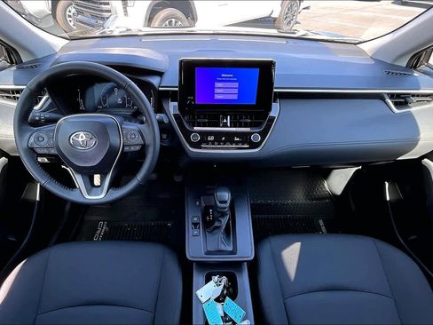 Certified 2026 Toyota Corolla Cross LE image 15