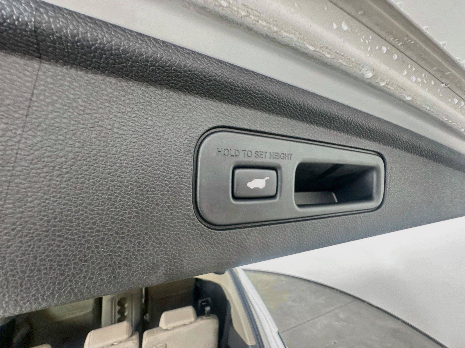 Used 2024 Honda Odyssey EX-L image 30