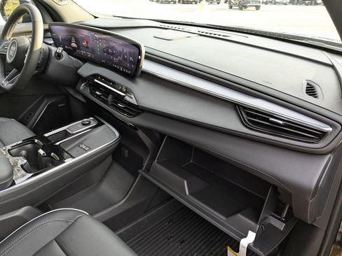 New 2026 Buick Enclave Sport Touring w/ Power Package image 25