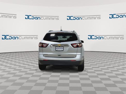 Used 2016 Chevrolet Traverse LS FWD image 7