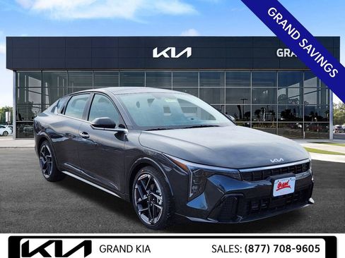 New 2025 Kia K4 GT-Line w/ GT-Line Premium Package image 2