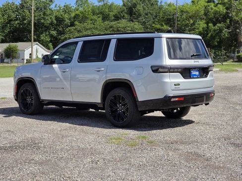 New 2026 Jeep Grand Wagoneer Limited AWD/4WD image 4