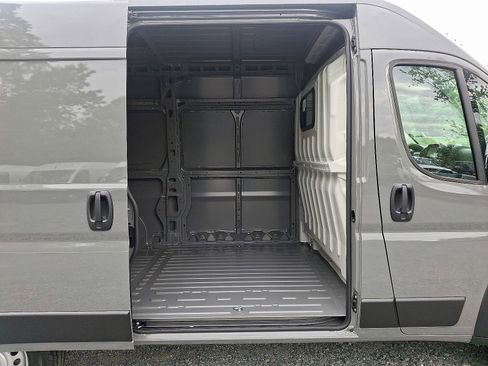 New 2025 RAM ProMaster 2500 w/ Convenience Group image 6