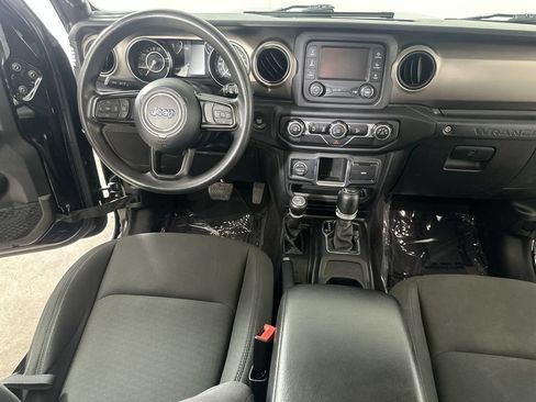 Used 2020 Jeep Wrangler Unlimited Sport AWD/4WD image 17