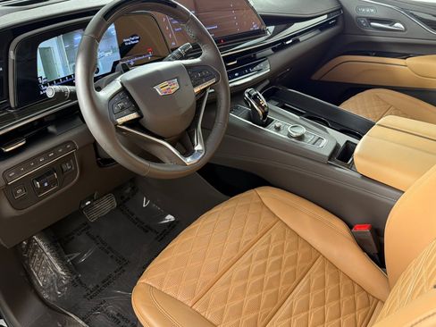 Used 2023 Cadillac Escalade Sport w/ Touring Package AWD/4WD image 9