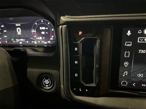 Used 2023 GMC Yukon Denali Ultimate image 38