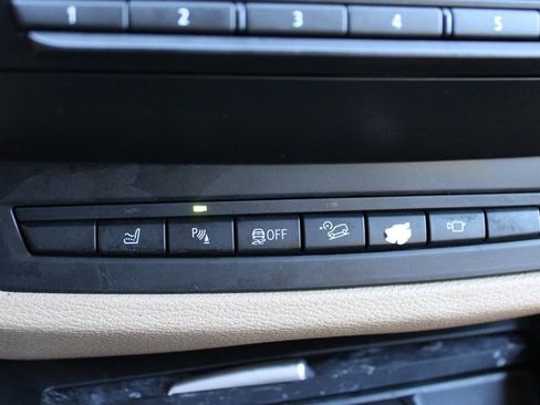 Used 2012 BMW X5 xDrive50i image 27