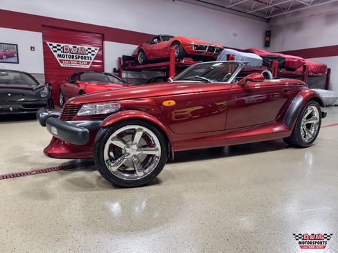Used 2002 Chrysler Prowler RWD image 1