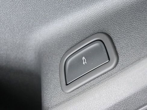 New 2026 Chevrolet Traverse LT w/ LPO, Floor Liner Package image 35