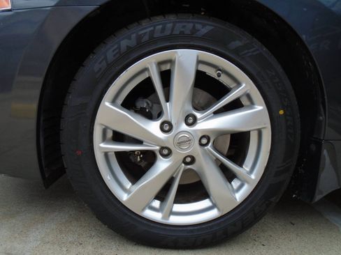 Used 2013 Nissan Altima 2.5 SV FWD image 19
