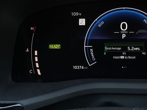 Used 2026 Toyota Camry LE FWD image 40