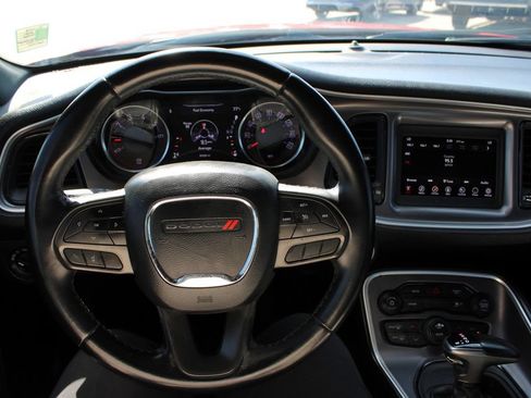 Used 2021 Dodge Challenger SXT RWD image 11