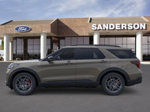 New 2026 Ford Explorer ST-Line w/ ST-Line Street Pack AWD/4WD image 4
