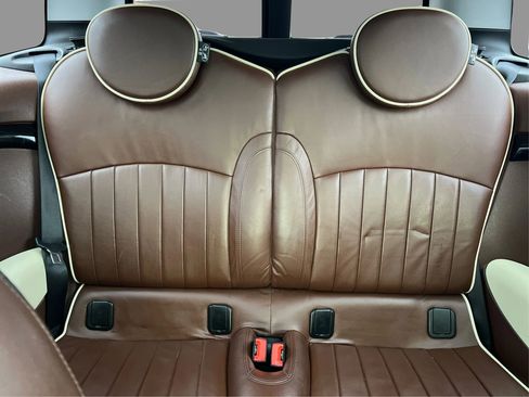 Used 2010 MINI Cooper Clubman S image 19