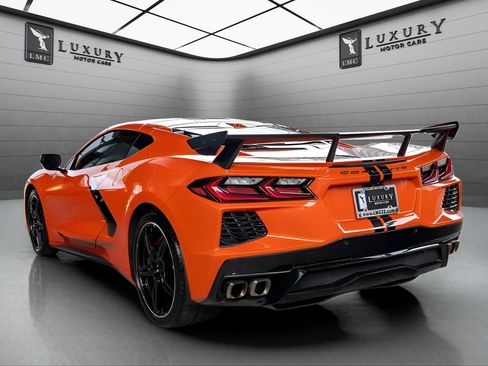 Used 2021 Chevrolet Corvette Stingray Preferred Cpe w/ Z51 Performance Package RWD image 6