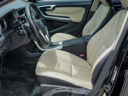 Used 2013 Volvo S60 T5 image 10