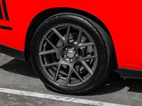 Used 2016 Dodge Challenger R/T Scat Pack RWD image 50
