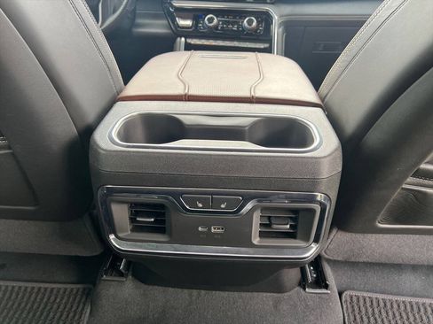 Used 2024 GMC Sierra 2500 Denali Ultimate AWD/4WD image 22