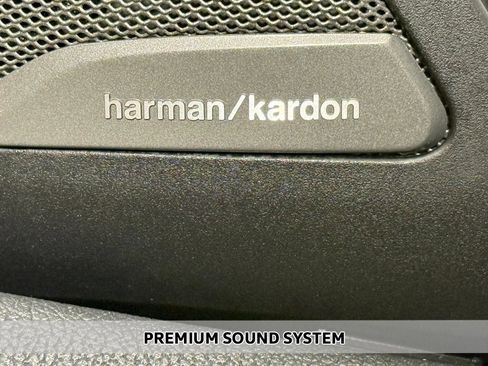 Used 2024 BMW X4 M40i w/ Premium Enhanced Package image 5