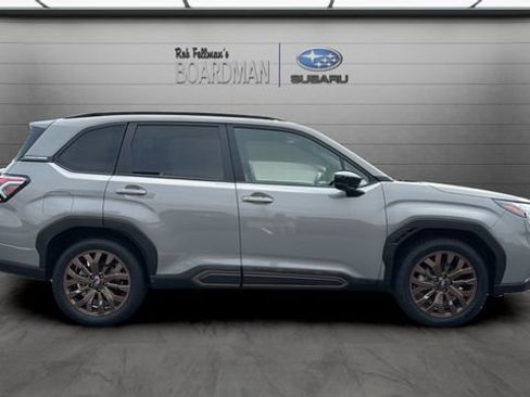 Used 2025 Subaru Forester Sport AWD/4WD image 3
