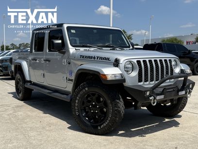 Used 2023 Jeep Gladiator Sport