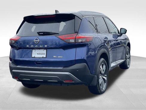 Used 2022 Nissan Rogue SL w/ SL Premium Package image 4
