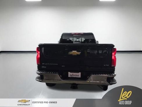 Used 2025 Chevrolet Silverado 3500 LTZ w/ LTZ Premium Package image 7