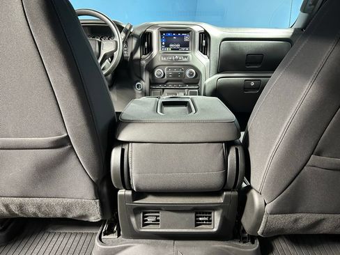 Used 2022 Chevrolet Silverado 1500 Custom Trail Boss AWD/4WD image 38
