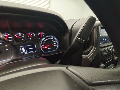 Used 2021 Chevrolet Silverado 1500 Custom image 28