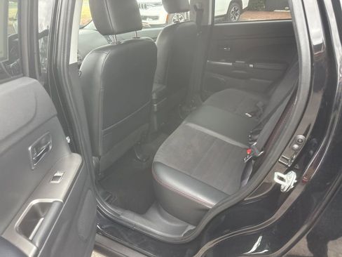 Used 2024 Mitsubishi Outlander Sport SE image 18