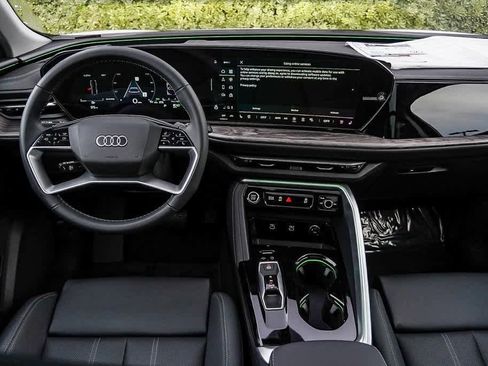 New 2025 Audi Q5 Premium Plus image 12