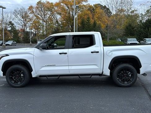 New 2026 Toyota Tundra SR5 image 4
