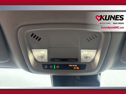 Used 2023 Chevrolet Malibu LT image 24