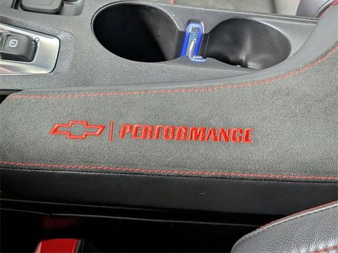 Used 2018 Chevrolet Camaro ZL1 image 34