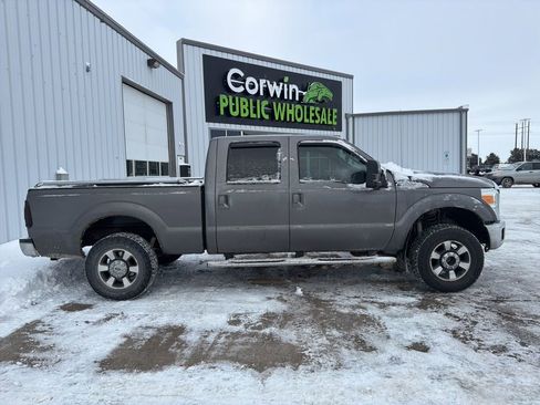 Used 2012 Ford F250 Lariat image 4