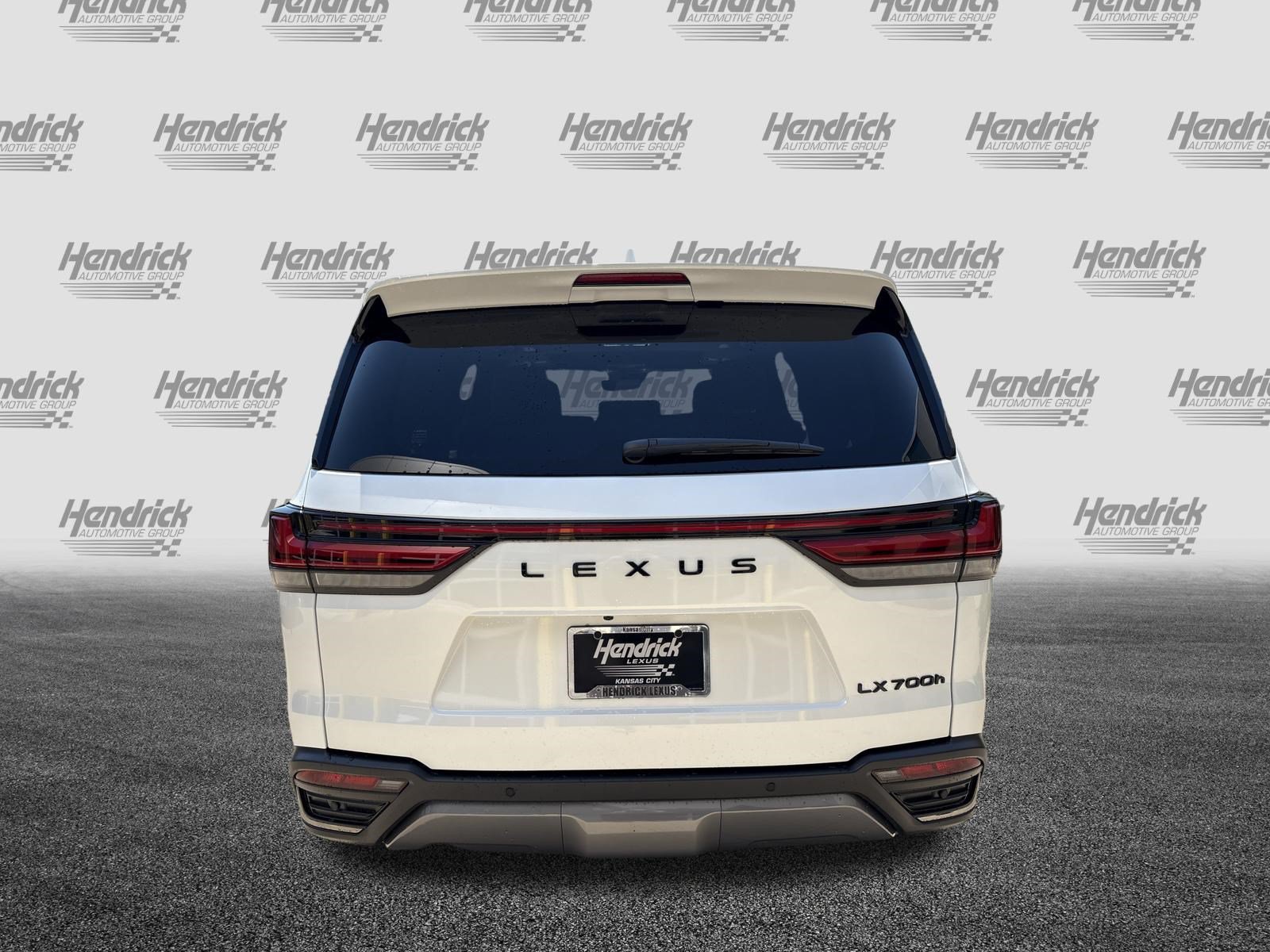 Used 2026 Lexus LX 700h Luxury w/ Appearance Package AWD/4WD image 8