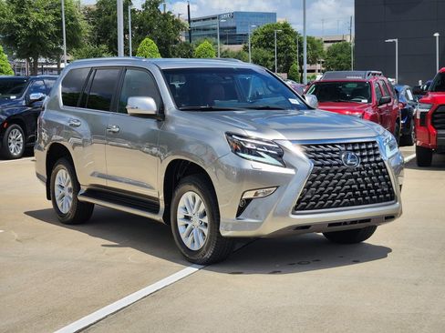 Certified 2022 Lexus GX 460 Premium w/ Premium Plus Package AWD/4WD image 3