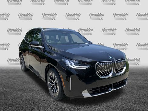 Used 2025 BMW X3 xDrive30i w/ Convenience Package image 2