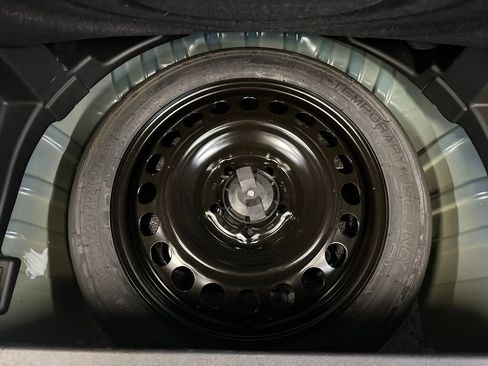 Certified 2022 GMC Terrain SLT w/ Infotainment Package II image 29