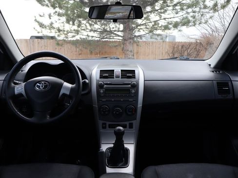 Used 2010 Toyota Corolla S image 16