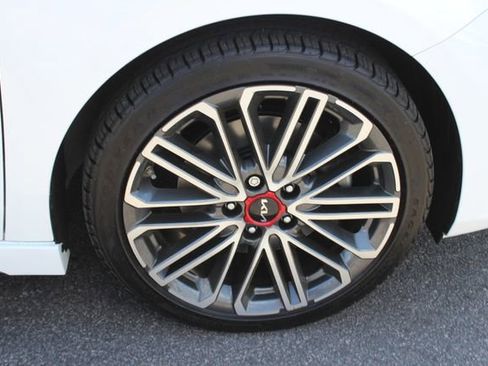 Certified 2023 Kia Forte GT FWD image 36