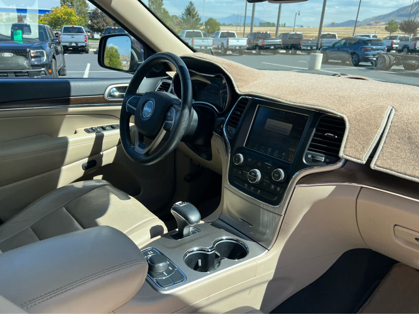 Used 2015 Jeep Grand Cherokee Limited AWD/4WD image 18