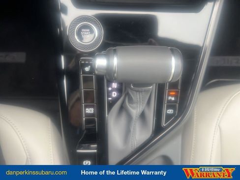 Used 2025 Kia Niro EX Touring image 20