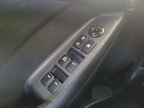 Used 2017 Kia Forte LX w/ LX Popular Package image 27