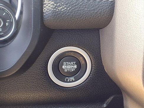 Used 2024 RAM 2500 Laramie AWD/4WD image 14