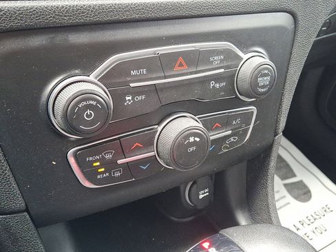 Used 2023 Dodge Charger SXT w/ Cold Weather Package image 29