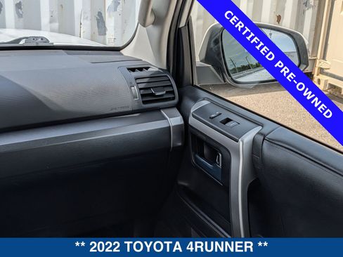 Used 2022 Toyota 4Runner SR5 Premium w/ Moonroof Package AWD/4WD image 18