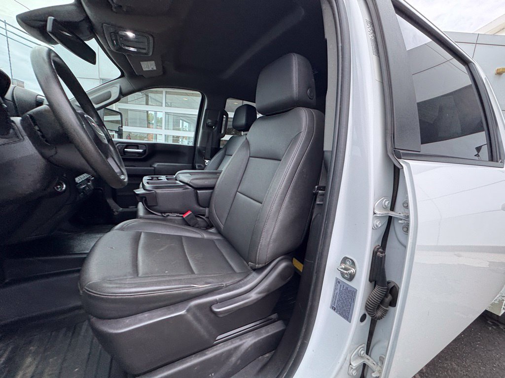 Used 2024 GMC Sierra 3500 Pro w/ Convenience Package AWD/4WD image 12
