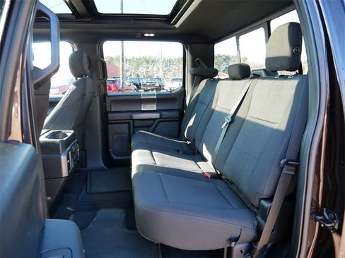 Used 2019 Ford F150 XLT w/ Equipment Group 302A Luxury image 10